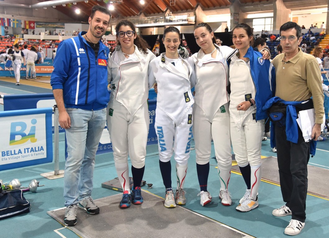 La squadra femminile - Foto Trifiletti/Bizzi - Pronovara 